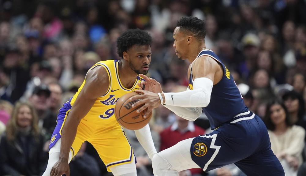 总杯连年崭 总杯连年崭