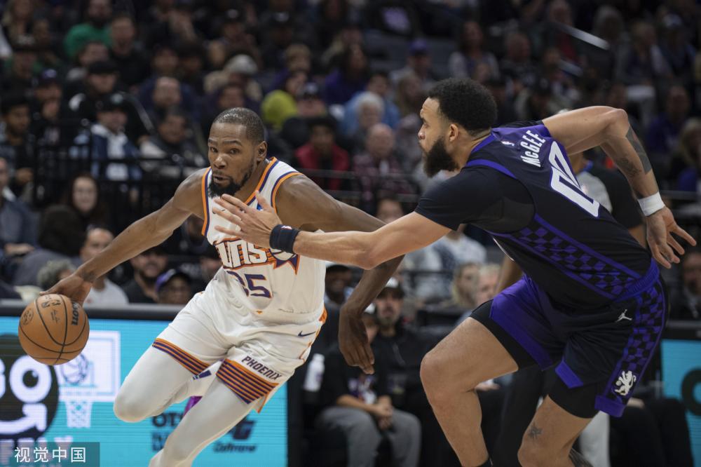 都牵动着球 都牵动着球