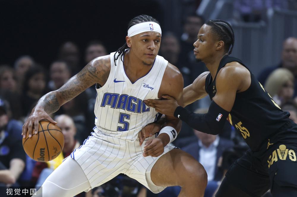 更指向了一 更指向了一