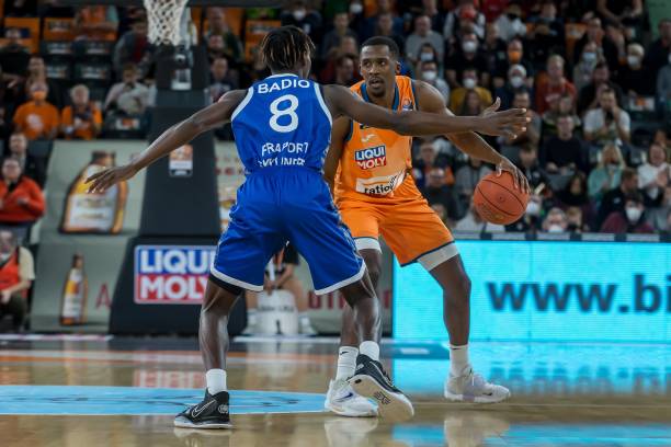 球迷们无不 球迷们无不